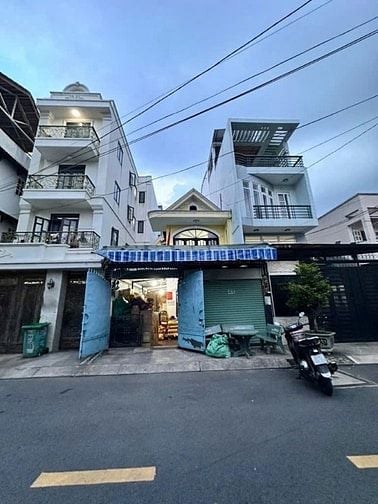 CHO THUÊ NHÀ HẺM XE TẢI ( DƯƠNG QUẢNG HÀM ) P6 - GV <> 9 6*23M ) 1 LẦU