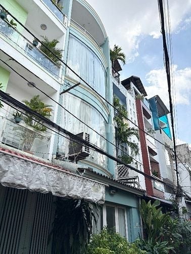 Gía tốt đầu tư CHDV - Huỳnh Tấn Phát ngay KCX - 6 x 35m - Nhỉnh 13 tỷ 