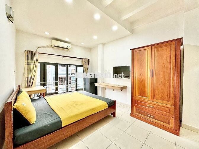 Căn hộ cửa sổ trời siêu thoáng mát - Trần Minh Quyền gần Vạn Hạnh Mall