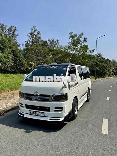 Toyota Hiace 2007 H200 Commuter 2.7 - 123456 km