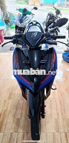 Cần bán vario 2023