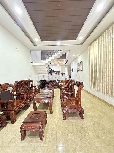 Nhà cho thuê: Mặt tiền đường đồng khởi tân lợi