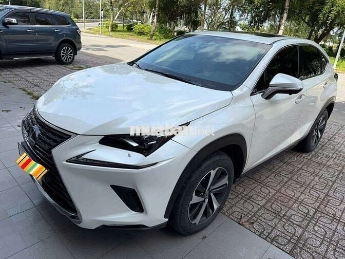 LEXUS NX300 - 60000 km