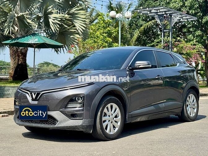 VinFast VF6 S 2024 - Màu xám - 5v5km - Mua pin