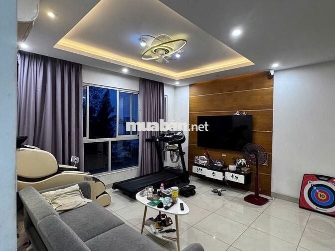 Chính chủ gửi cho thuê căn 3PN Ruby diện tích lớn - Celadon City.