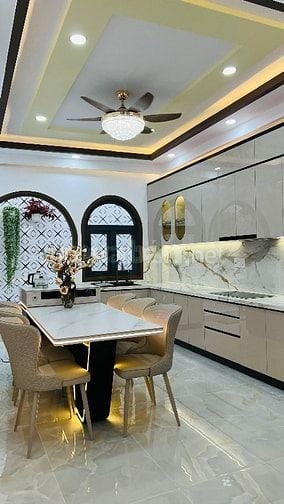 Bán nhà sát MT hẻm 160 Nguyễn Duy Dương, P.3, Quận 10