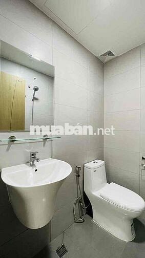 Chung cư Bcons Polygon. 2pn 2wc. Diện tích 54m2. Có màn kính bếp