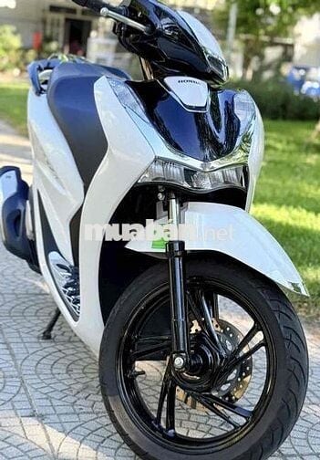 Sh 125 cuối 2024 phanh Abs đi 5000 cây như mới