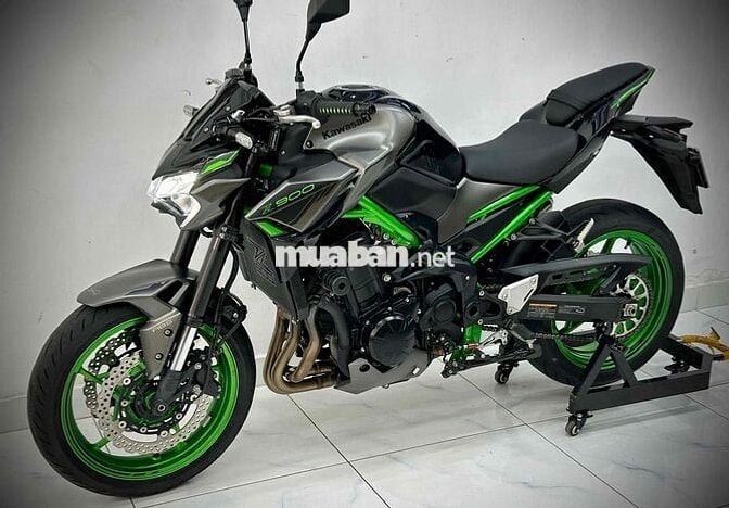 KAWASAKI Z900 ABS 2023