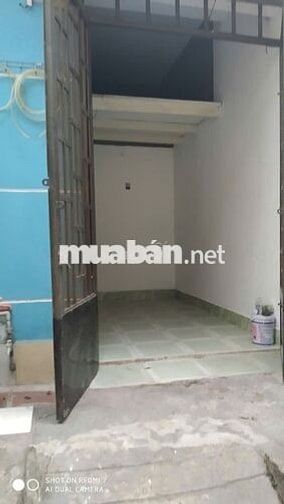 Phòng trọ 12m2 + sân nhỏ đường Nguyễn Văn Lạc, Q. Bình Thạnh