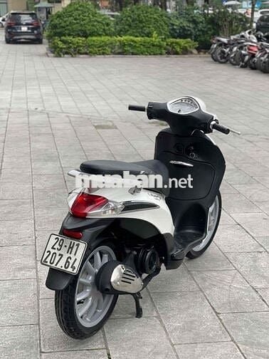 Hang đẹp Liberty 125ie 2012 màu trắng đẹp như mới