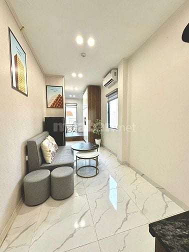 Phòng trọ studio,ô tô đỗ trước cửa,cạnh vinsmart