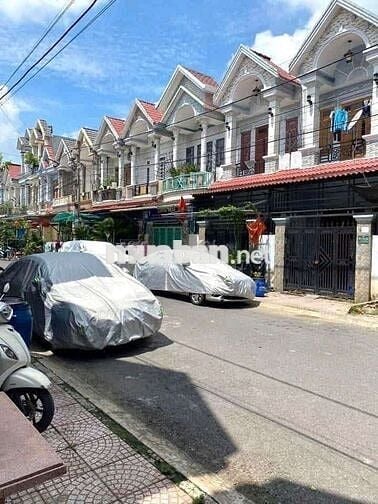 Cho thuê nhà gần Tân Long- Tân Đông Hiệp  cách vincom 550 1km