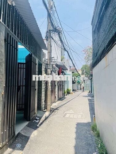 Cho thuê phòng trọ 18m2 - wc riêng - đối diện Emart - 2,2tr/tháng