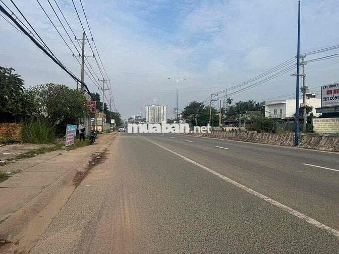 Mặt tiền DT743 An Phú Đoạn sung nhất