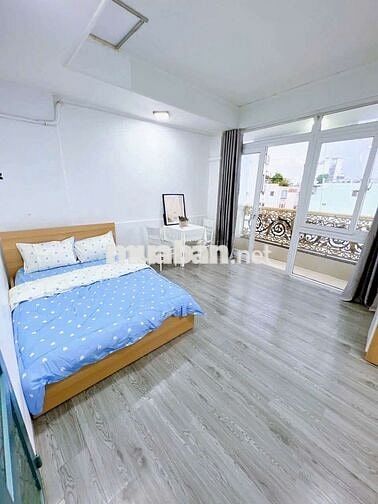 Trống căn hộ 1 phòng ngủ ban công - thang máy - full nội thất - 45m2