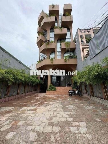 Cho thuê mặt bằng 120m2 kinh doanh mọi ngành nghề ngay Lotte Mart