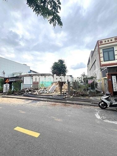 Chính Chủ Lô MT NGUYỄN ĐÌNH CHIỂU 182m2 _ NAM VIỆT Á _ 7m5 Xây VILLA