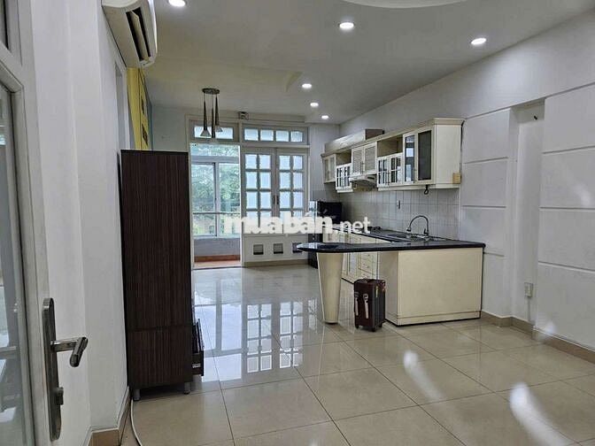 Cho thuê văn phòng trong tòa nhà VP