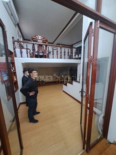 Nhà riêng ngõ 52 đường Mỹ Đình, Dt 40m2 x 3 tầng, 10 triệu/tháng