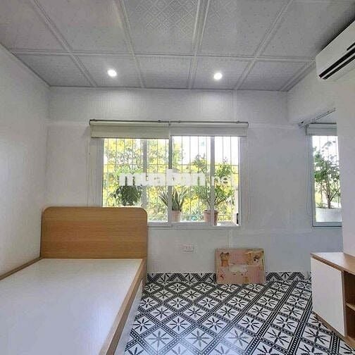 Lô góc tập thể phố quỳnh Mai nhà đẹp 2 thoáng ở ngay 3 tầng 4 giá 1.2