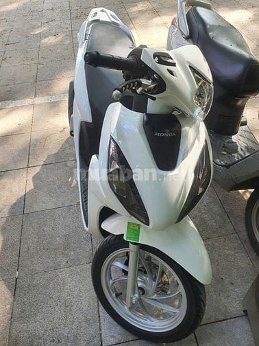 Hà Nội- Vision mới đi lướt 1800km, 