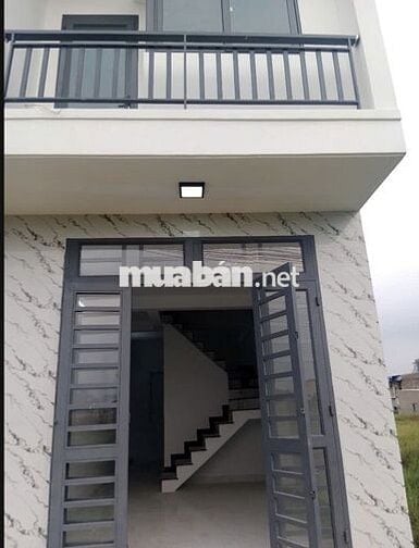 NHÀ MỚI 1 TRỆT 1 LẦU GIÁ CHỈ 830TR - NGAY NGÃ BA ĐỨC HOÀ