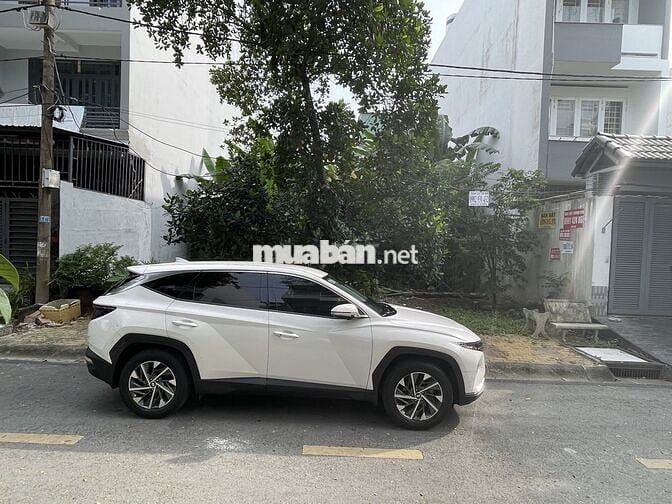 Hyundai Tucson 2022 2.0 Xăng tiêu chuẩn - 60000 km