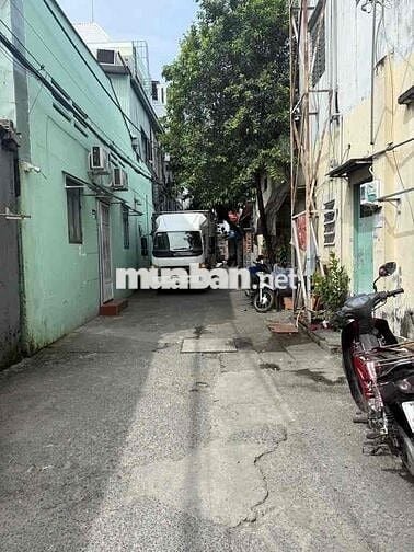 NHÀ 2  TẦNG 4.2x17 - HẺM XE TẢI - NGUYỄN VĂN QUÁ Q.12