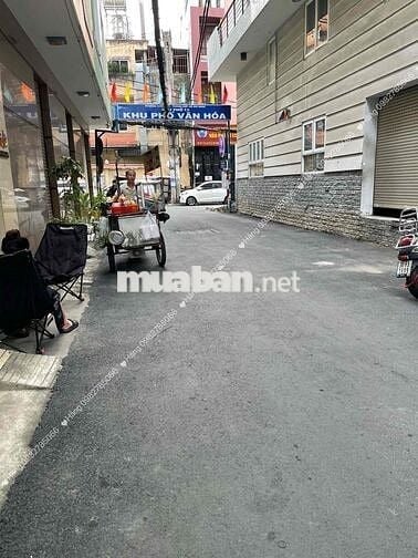 Bán nhà sát mặt tiền Cù Lao ngang 8m