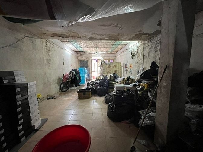 Binhbds tìm khách thuê cứng khai thác 200m2 mặt phố Hàng Đào tầng 2