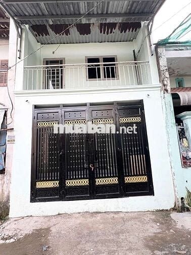 Nhà bán 4x9 đổ suốt 2p 2wc ấp 6b vlb BC