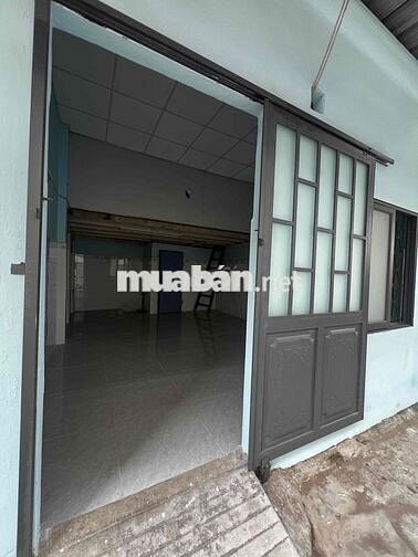 NHÀ CẤP 4 CÓ GÁC LỬNG hẻm 536/49 Âu Cơ