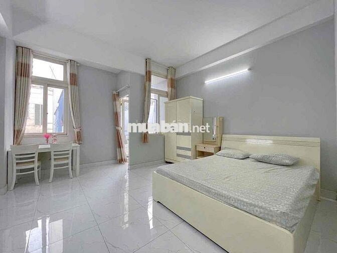 Cho Thuê Căn Hộ Studio Ban Công Cửa Sổ Thang Máy Full NT Ở CMT8 Quận 3