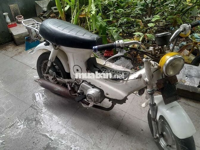 Bán xe chaly ..giấy tờ đầy đủ..máy im.giá 4tr300k