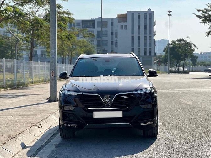 VinFast Lux SA 2021 Base Nâu