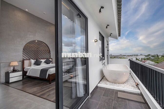 BÁN BIỆT THỰ HỒ BƠI CẨM HÀ HỘI AN DIỆN TÍCH MẶT TIỀN HƠN 11M