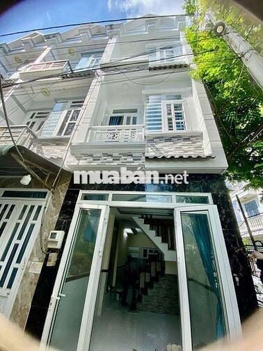 NHÀ 3 LẦU CHO THUÊ NGUYÊN CĂN GẦN CHỢ HIỆP THÀNH QUẬN 12