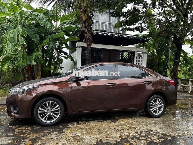Toyota Corolla Altis 2016 1.8G CVT - 90000 km