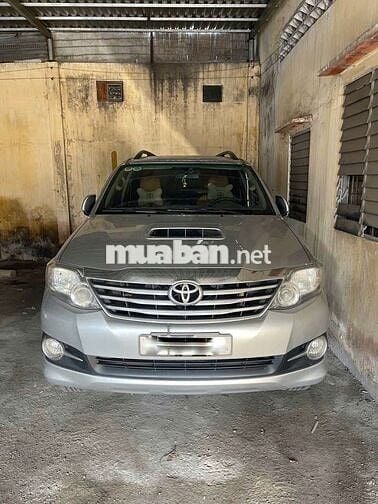 Fortuner 2016, sơn zin 90%, 88 ngàn km, vỏ theo xe