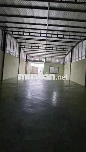 Cho thuê kho, xưởng 280m2 gần chợ Xuân Thới Thượng