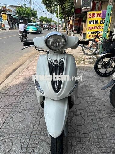 Yamaha Nozza màu Trắng Nâu