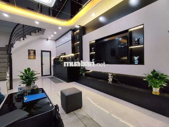 Bán nhà đẹp ở ngay Phố Khâm Thiên Đống Đa