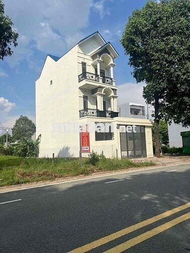 Nhà mặt tiền Phường Phú Tân mới