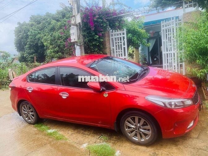 Kia Cerato 2016 1.6 MT - 700000 km