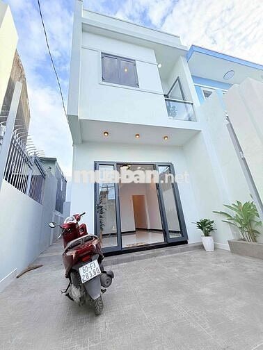 Nhà lầu đúc giá rẻ phường Bửu Hoà hiếm có