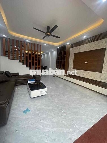 Tầm 90tr/m2 có nhà mới Vĩnh Quỳnh-Oto 30m-Gần phố-66m*3T;3N