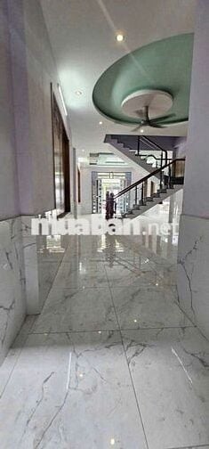 Nhà hoàn công đông hoà dĩ an giá rẻ