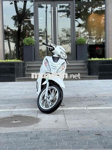 Honda Vision 2023 Cao cấp Smartkey Trắng 29H2