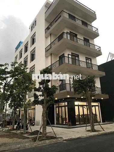 Bán toà căn hộ Nam Hoà Xuân có thang máy